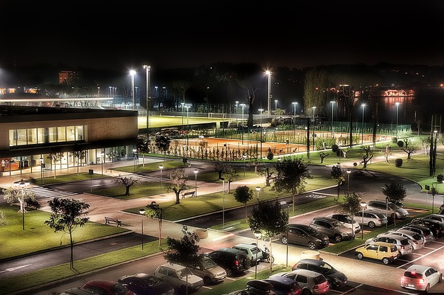 尤其是在竞